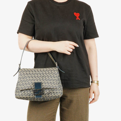 Fendi Mamma Baguette Schultertasche