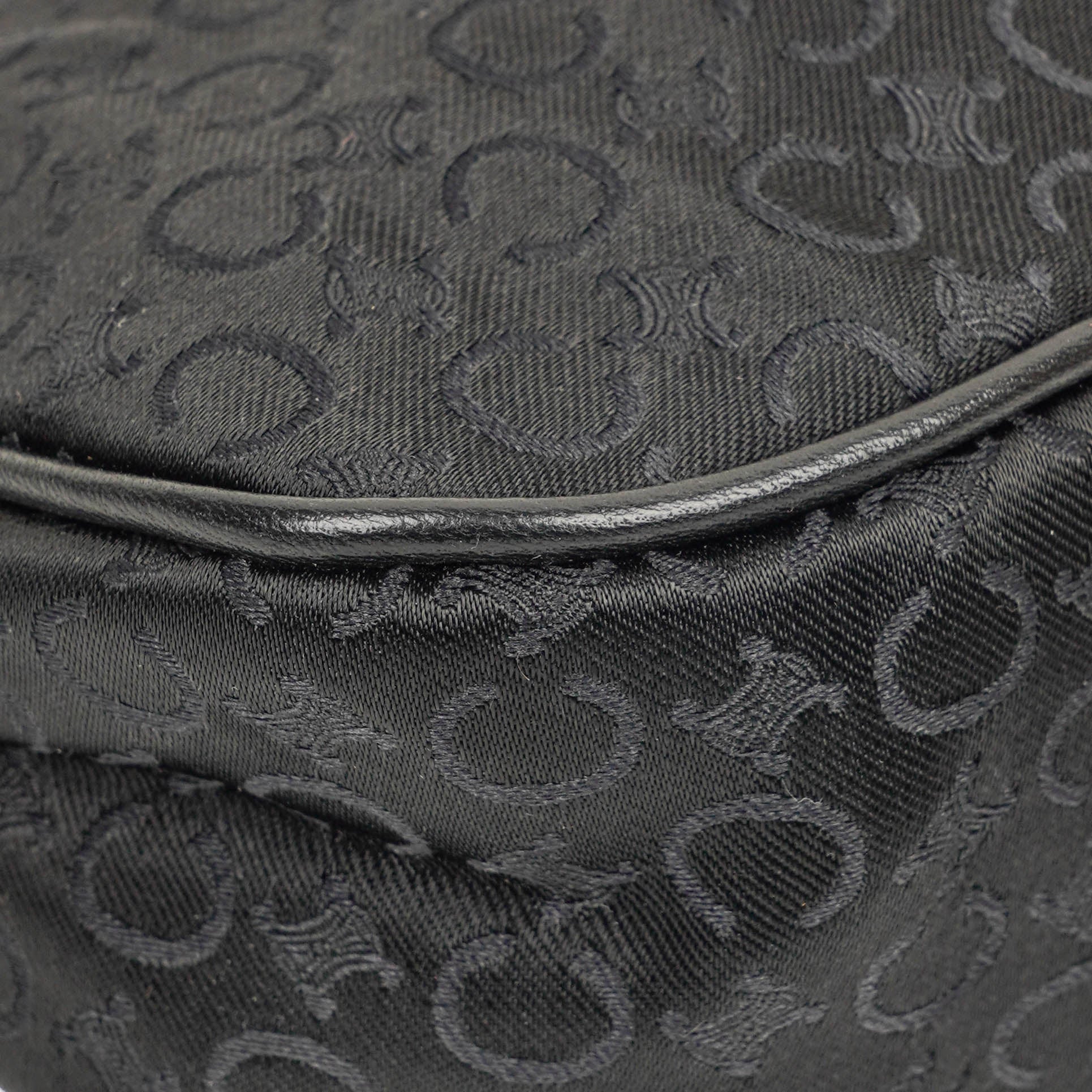 Celine C Macadam Schultertasche aus schwarzem Satin