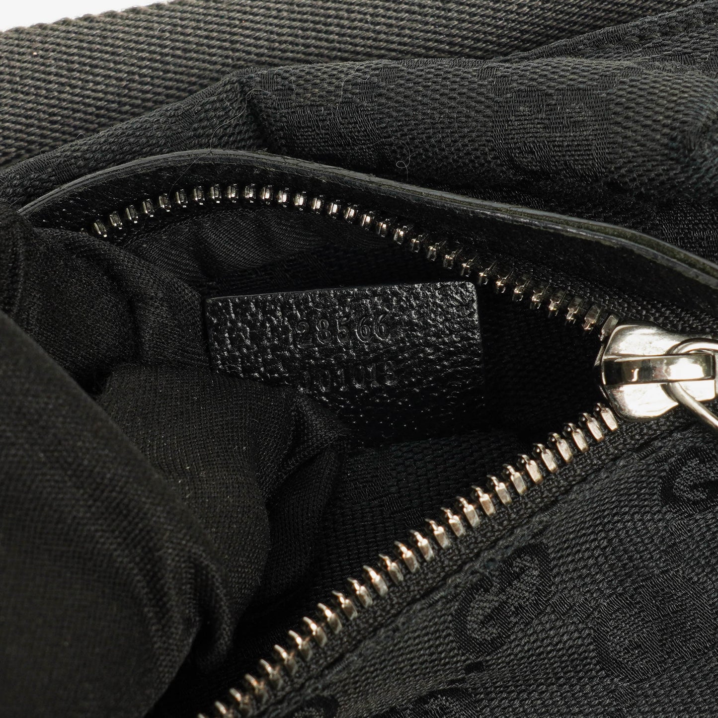 Gucci GG Monogram Canvas Gürteltasche