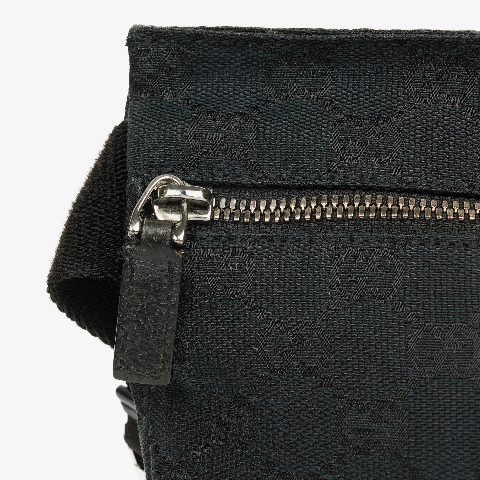 Gucci GG Monogram Canvas Gürteltasche