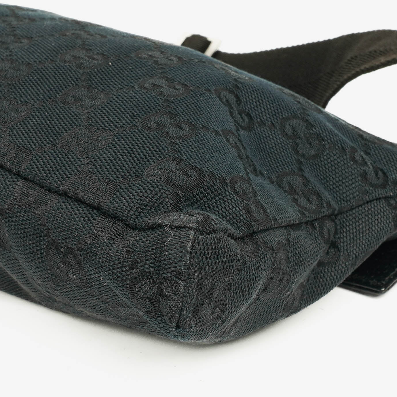 Gucci GG Monogram Canvas Gürteltasche