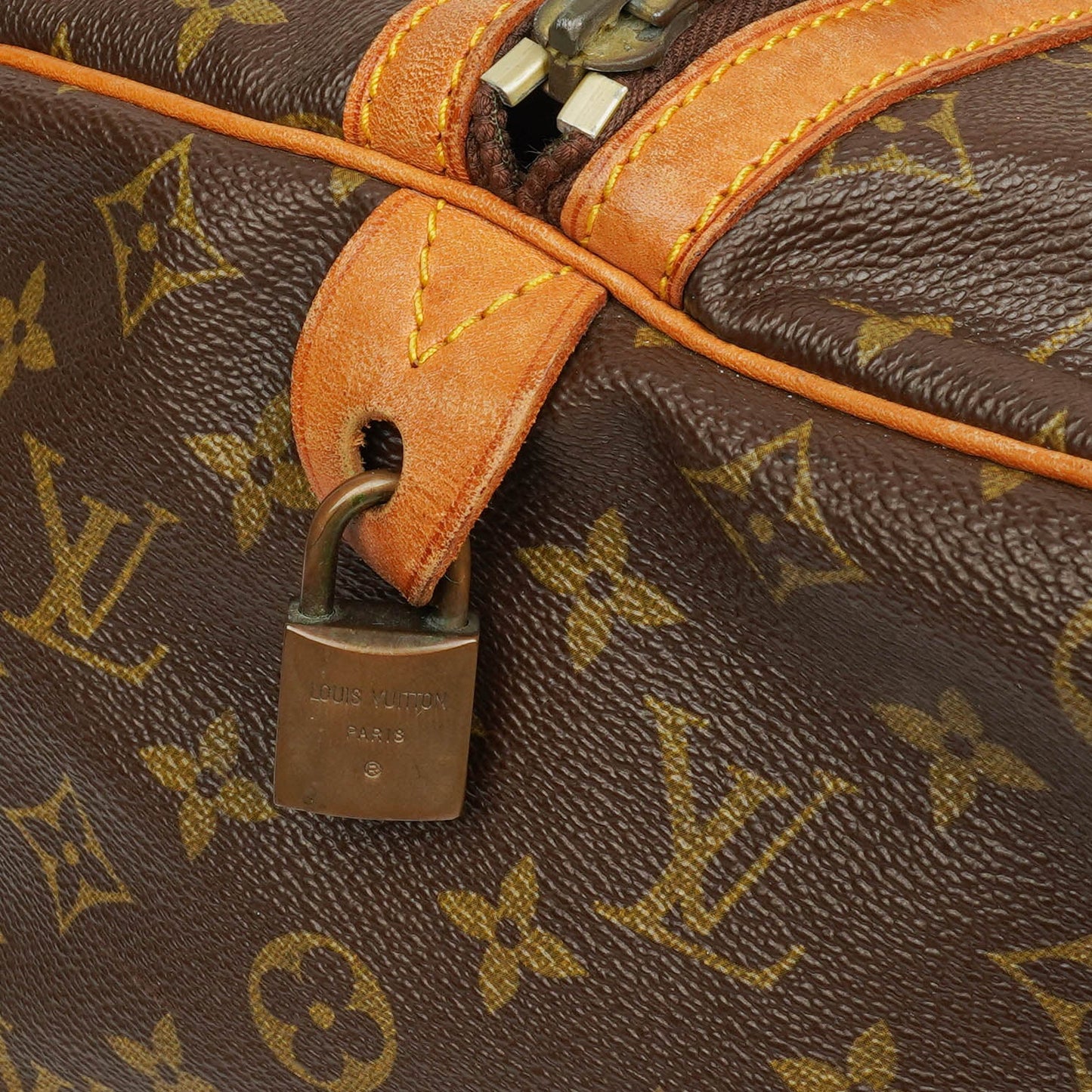 Louis Vuitton Sac Souple 45 Reisetasche aus Monogram Canvas