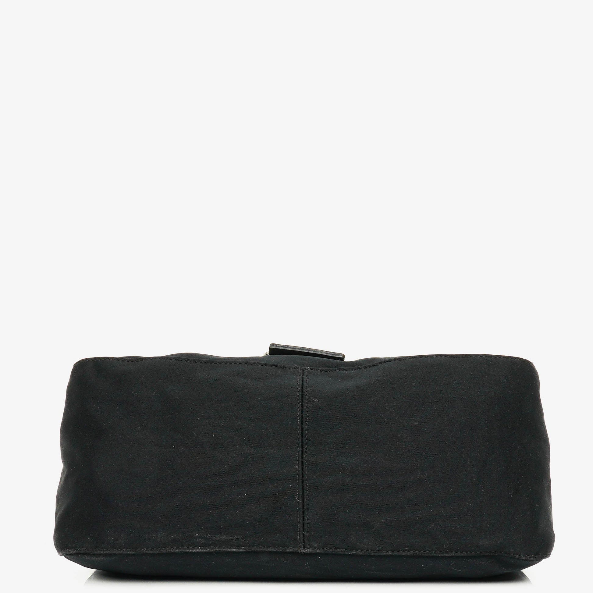 Fendi Mamma Baguette Schultertasche aus schwarzem Neopren