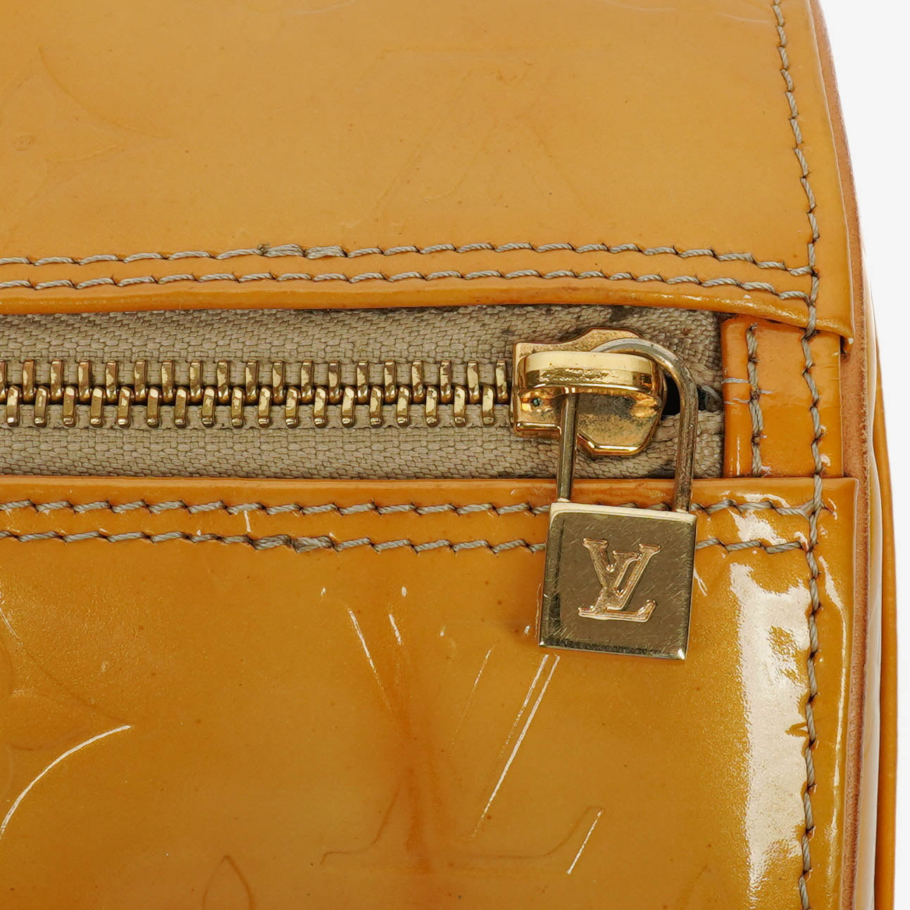 Louis Vuitton Papillon 30 Bedford Tasche aus Monogram Vernis Leder