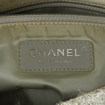 Chanel Medium Flap Bag aus silbernem gestepptem Knit Pluto Glitter