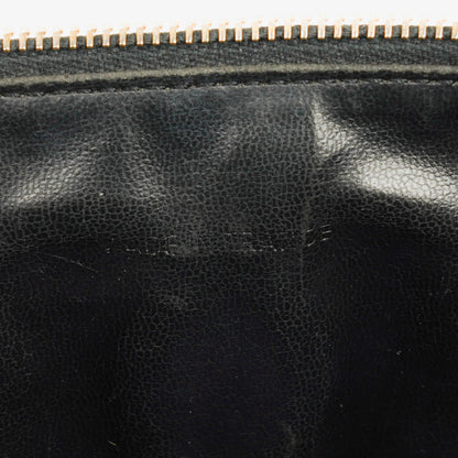 Chanel Vanity Case aus schwarzem Caviar-Leder