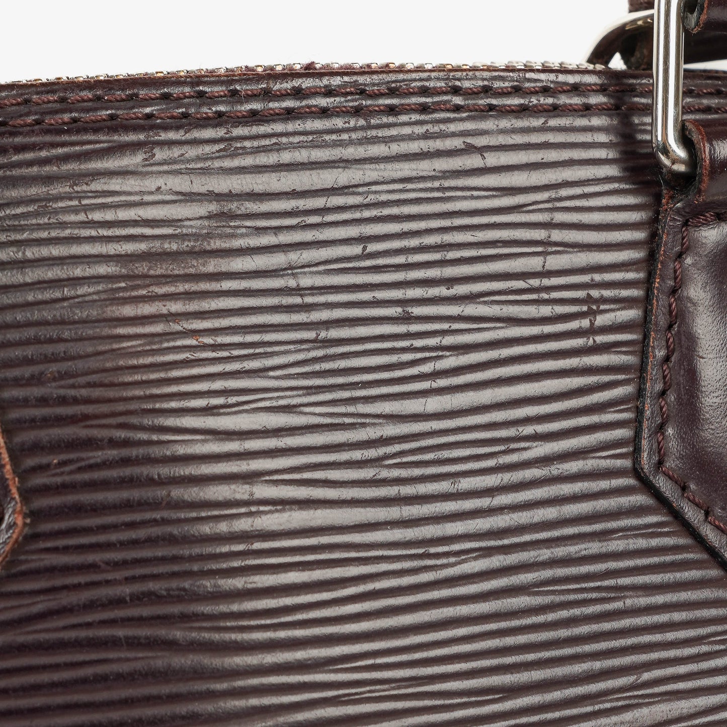 Louis Vuitton Alma BB Handtasche aus Epi Leder in Quetsche