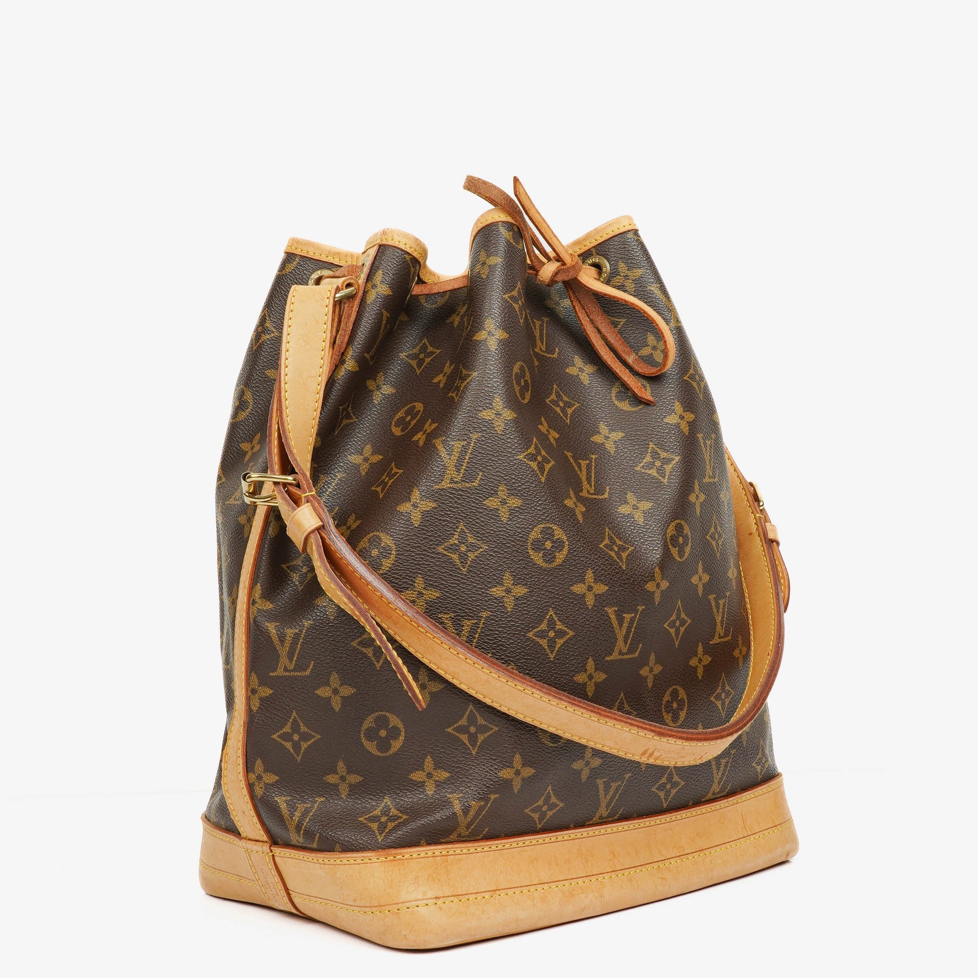 Louis Vuitton Noe GM Monogram Canvas Shoulder Bag