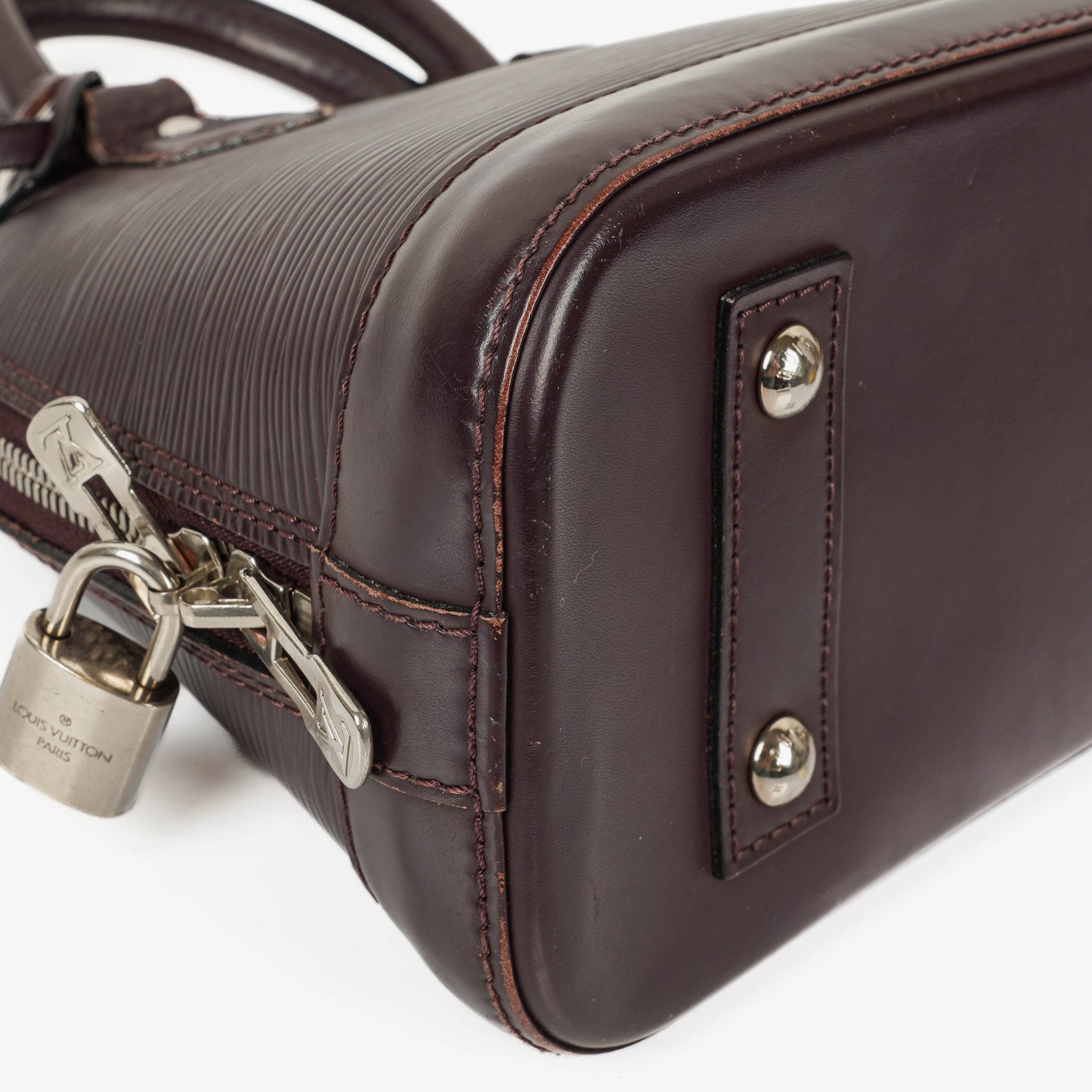 Louis Vuitton Alma BB Handtasche aus Epi Leder in Quetsche