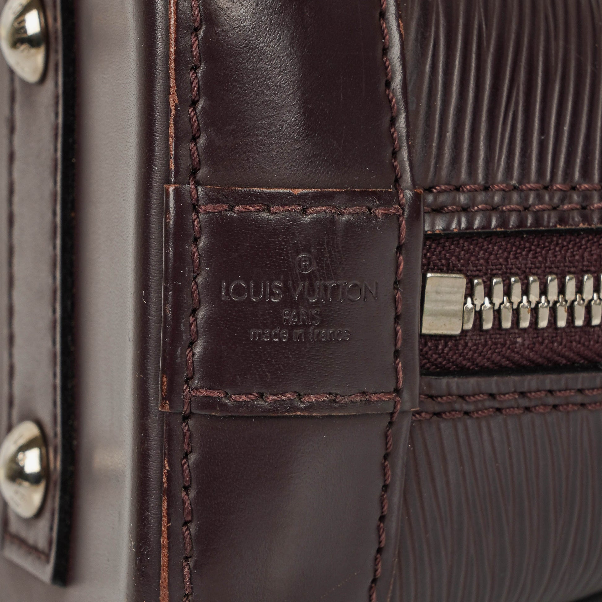 Louis Vuitton Alma BB Handtasche aus Epi Leder in Quetsche