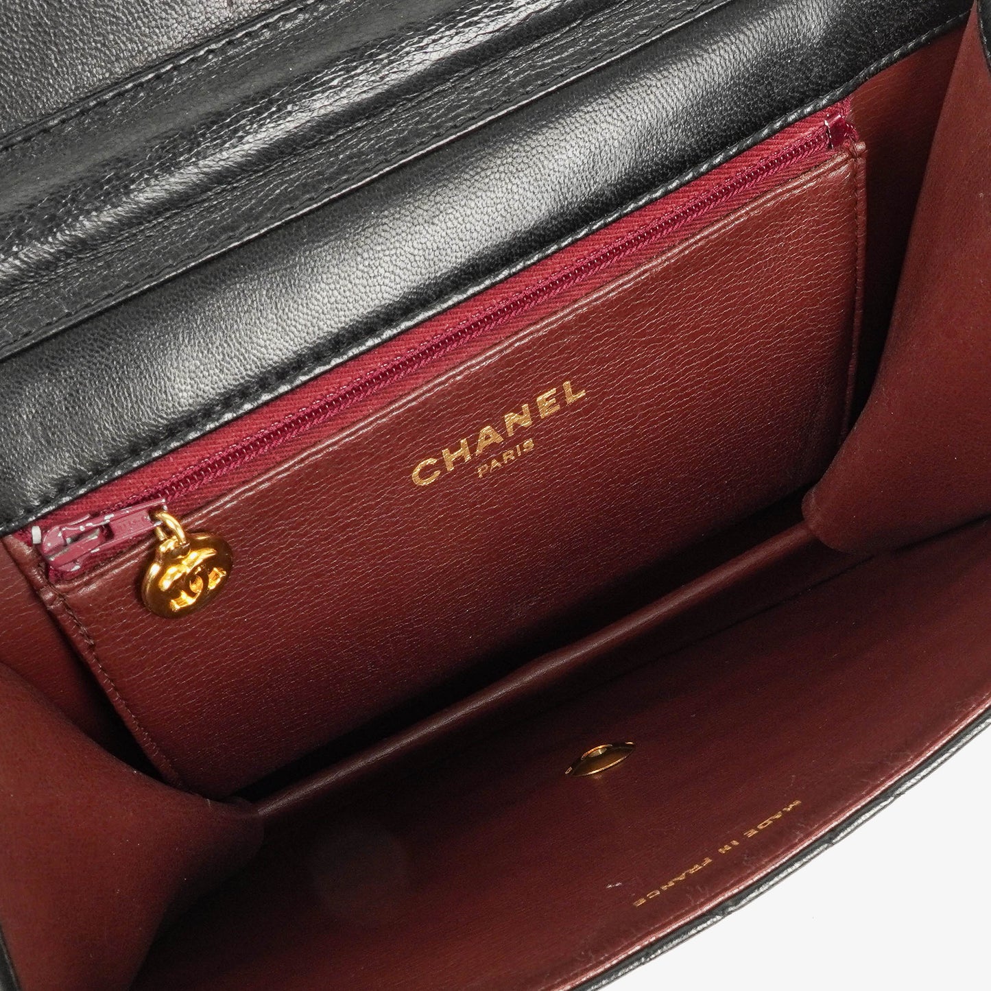Chanel Kleine Classic Single Flap Tasche aus schwarzem gestepptem Lammleder mit 24K vergoldeten Beschlägen