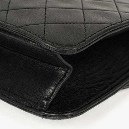 Chanel Kleine Classic Single Flap Tasche aus schwarzem gestepptem Lammleder mit 24K vergoldeten Beschlägen