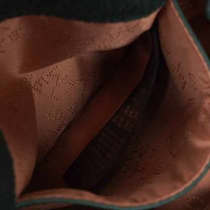 Stella McCartney Falabella Tiny Tote aus veganem Shaggy Deer