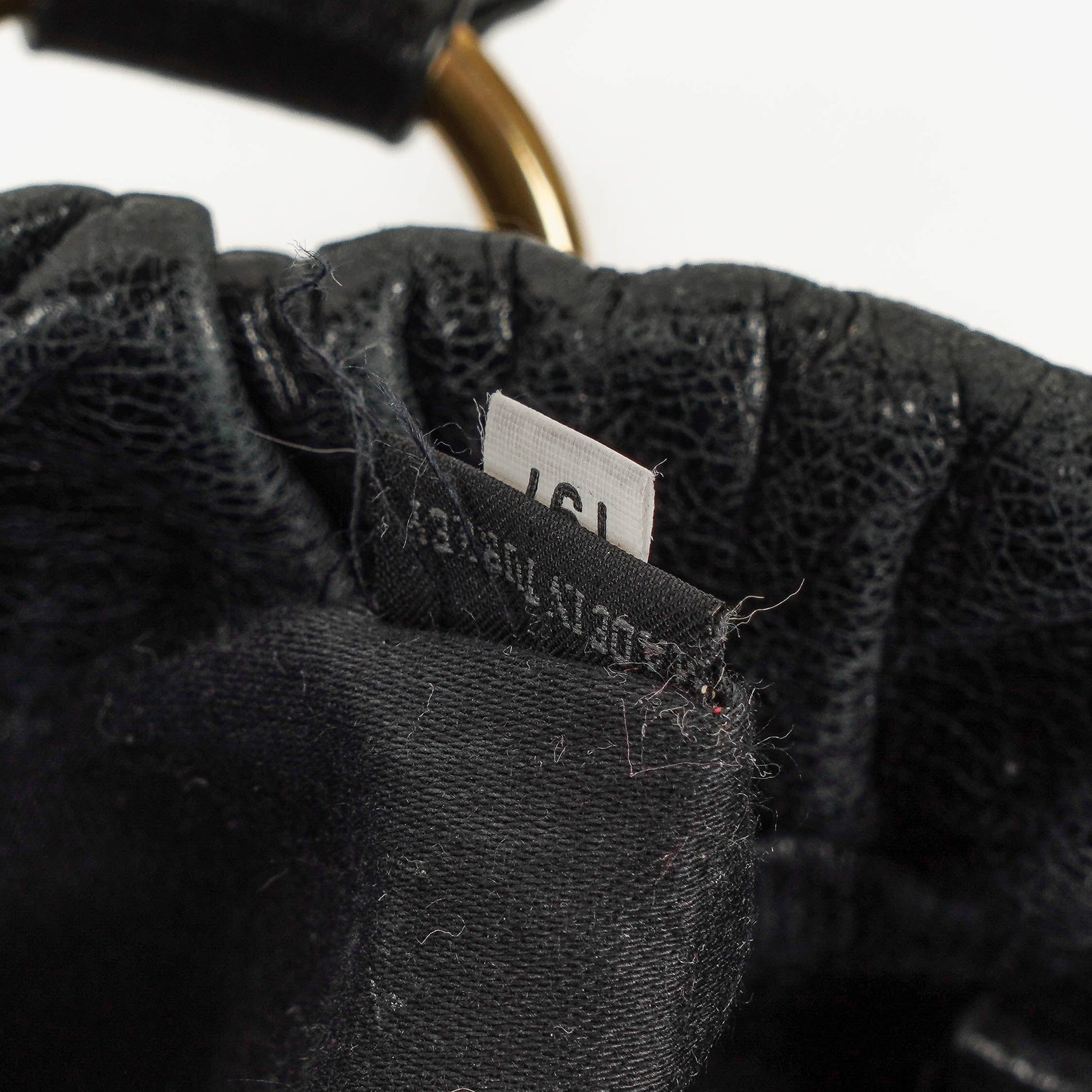 Miu Miu Vitello Satchel Tasche in Schwarz