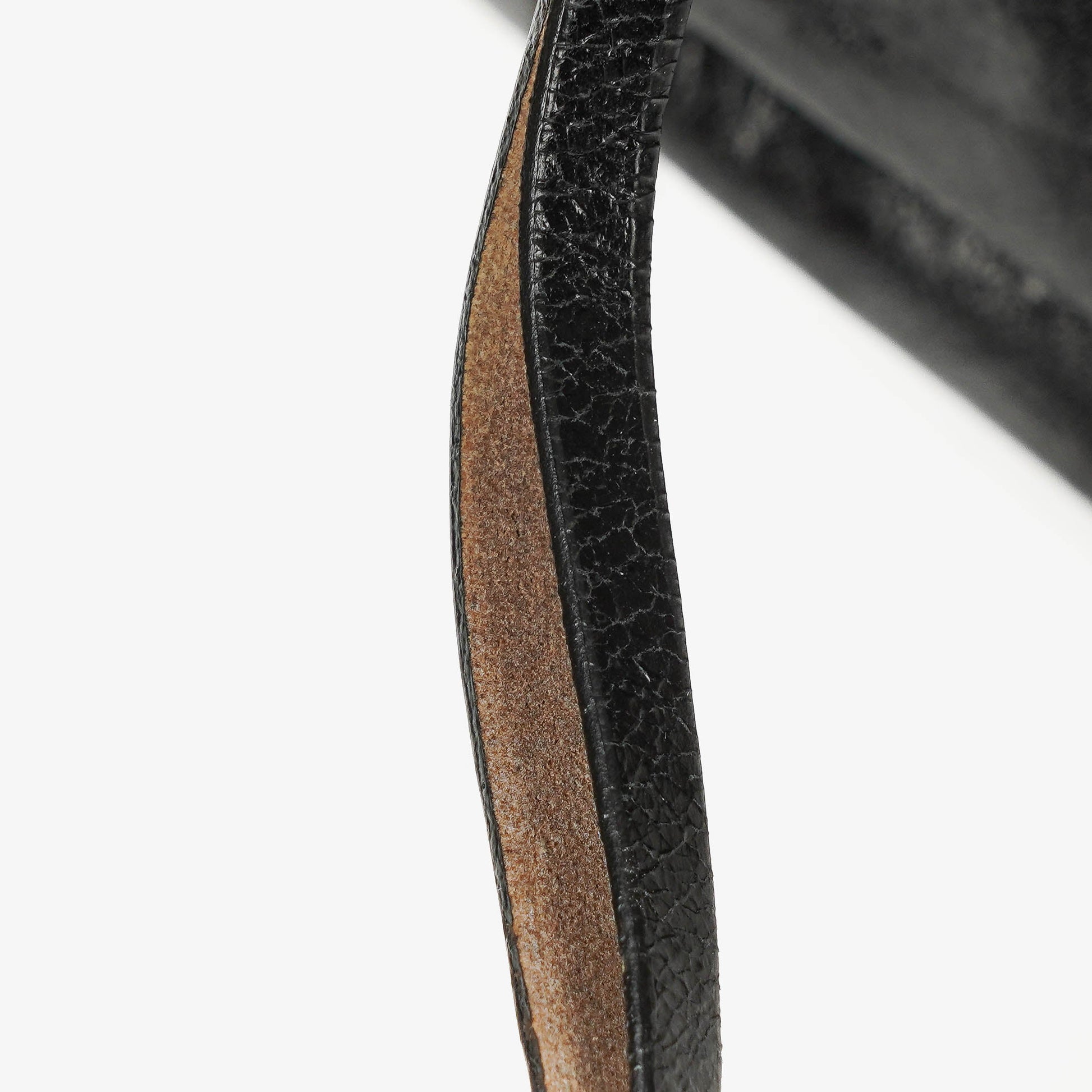 Miu Miu Vitello Satchel Tasche in Schwarz
