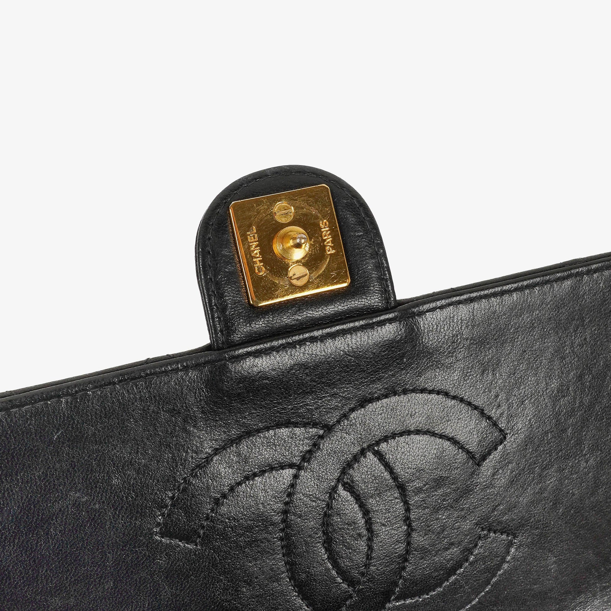 Chanel Medium Classic Single Flap Tasche aus schwarzem gestepptem Lammleder mit 24K vergoldeter Hardware