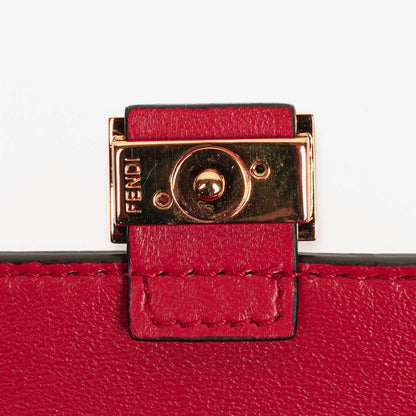 Fendi Vitello Century Opaco Nano Baguette Gürtel-Charm