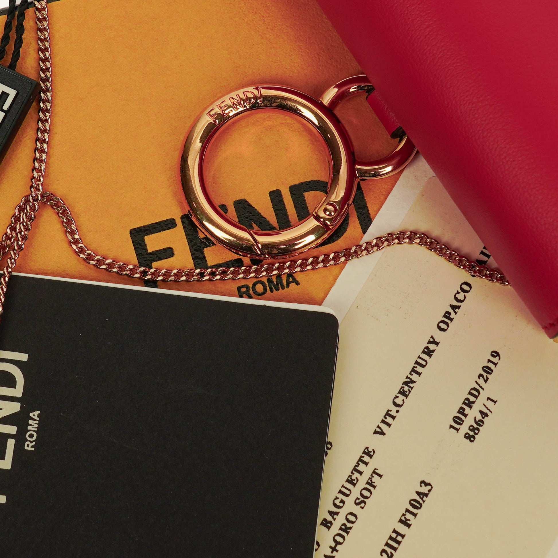 Fendi Vitello Century Opaco Nano Baguette Gürtel-Charm