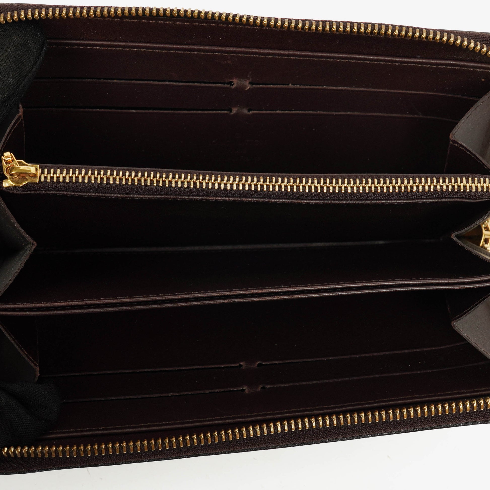 Louis Vuitton Amarante Vernis Zippy Portemonnaie