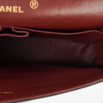 Chanel Vintage Medium Timeless Classic Double Flap Tasche aus schwarzem gestepptem Lammleder mit 24K vergoldeter Hardware und Mademoiselle-Kette