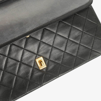 Chanel Vintage Medium Timeless Classic Double Flap Tasche aus schwarzem gestepptem Lammleder mit 24K vergoldeter Hardware und Mademoiselle-Kette