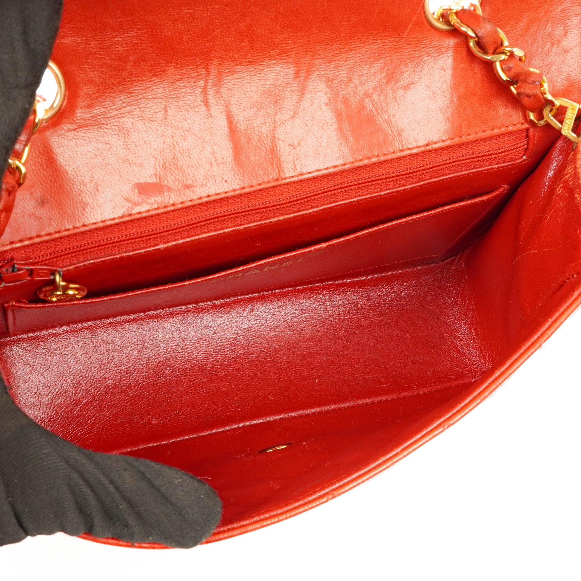 Chanel Vintage Small Diana Flap Tasche aus rotem gestepptem Leder mit 24K vergoldeten Beschlägen
