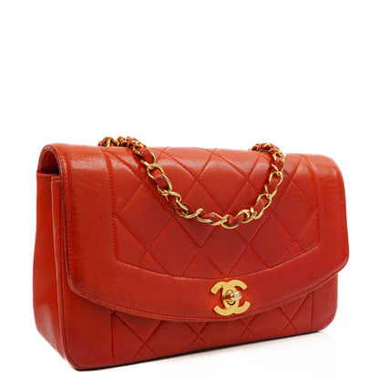 Chanel Vintage Small Diana Flap Tasche aus rotem gestepptem Leder mit 24K vergoldeten Beschlägen