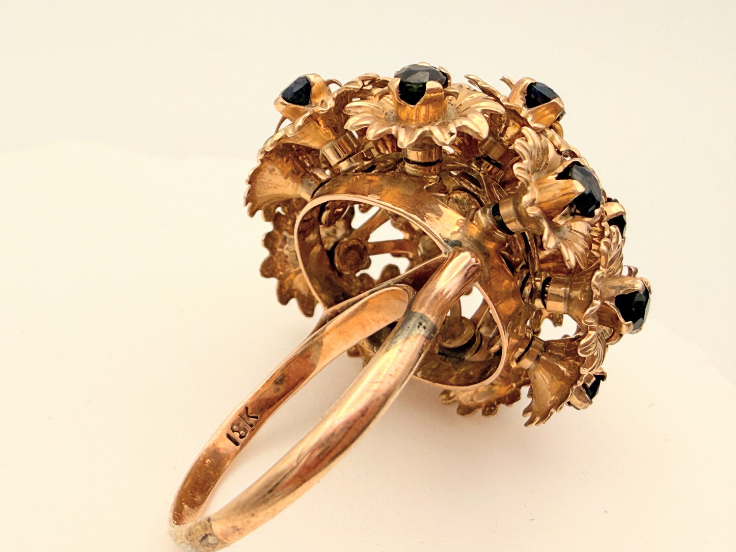 Prachtvolles Saphir-Bouquet: Vintage Cocktailring in 750 Gold, ca. 1960/70