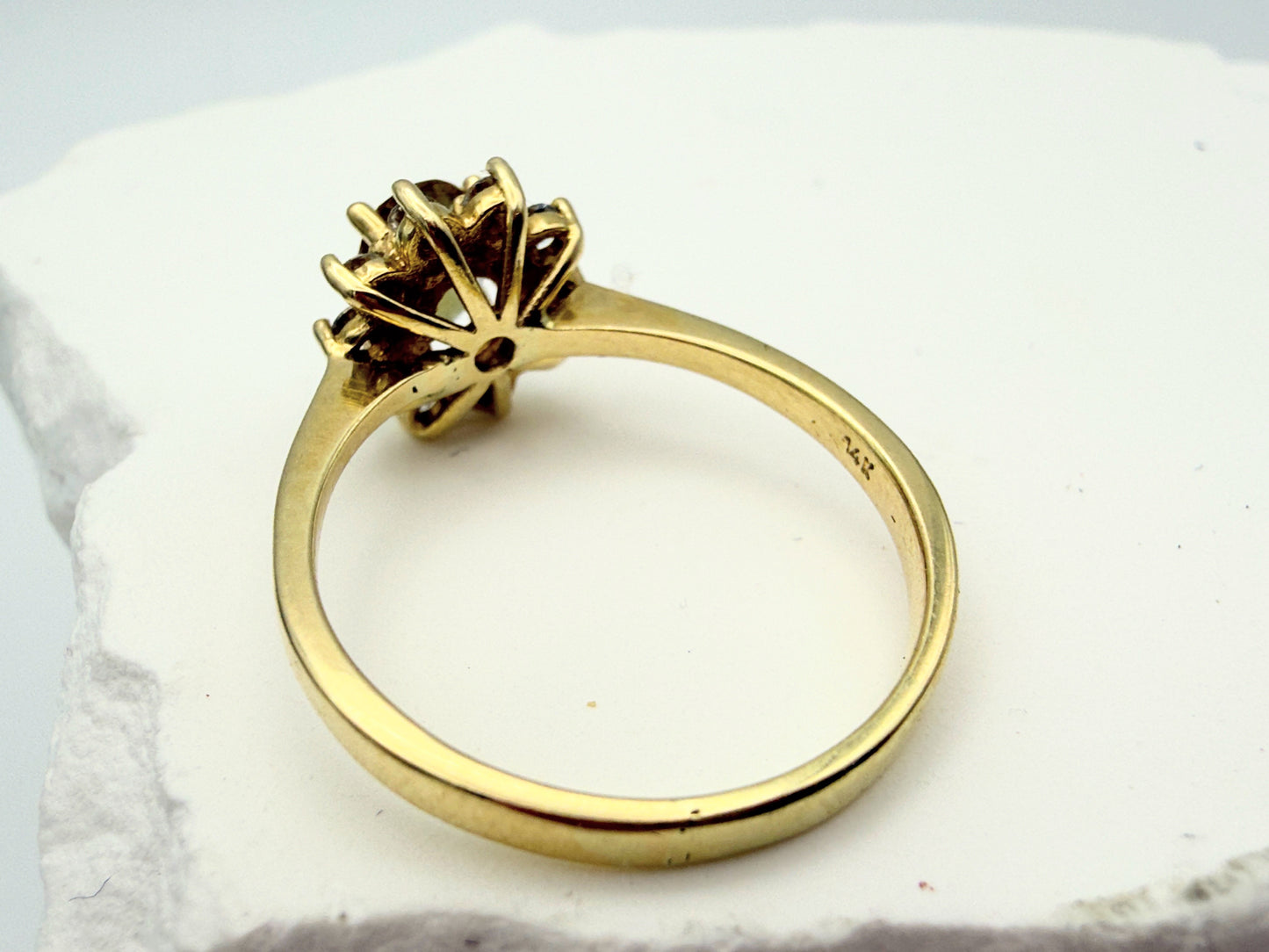 Strahlender Vintage Entourage Ring – 585 Gold mit Citrin & Diamanten