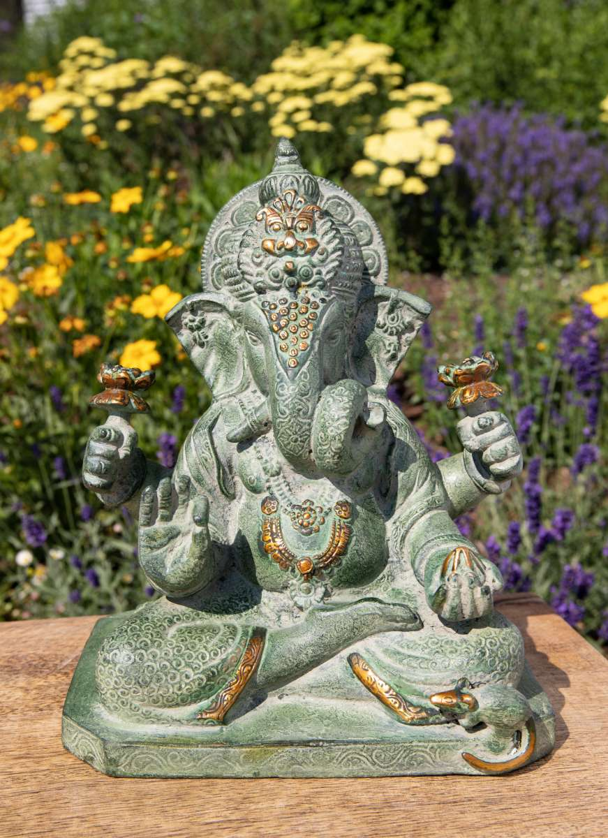 Ganesha Statue aus grünem Sandstein & Messing - 22,5 cm / 5,3 kg