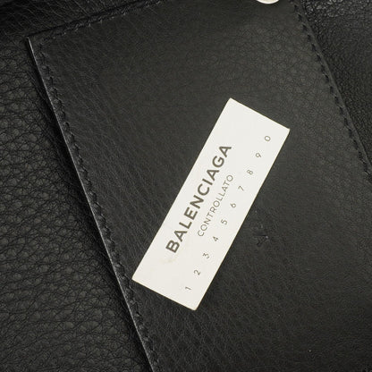 Balenciaga Everyday Tote Medium aus schwarzem genarbtem Kalbsleder