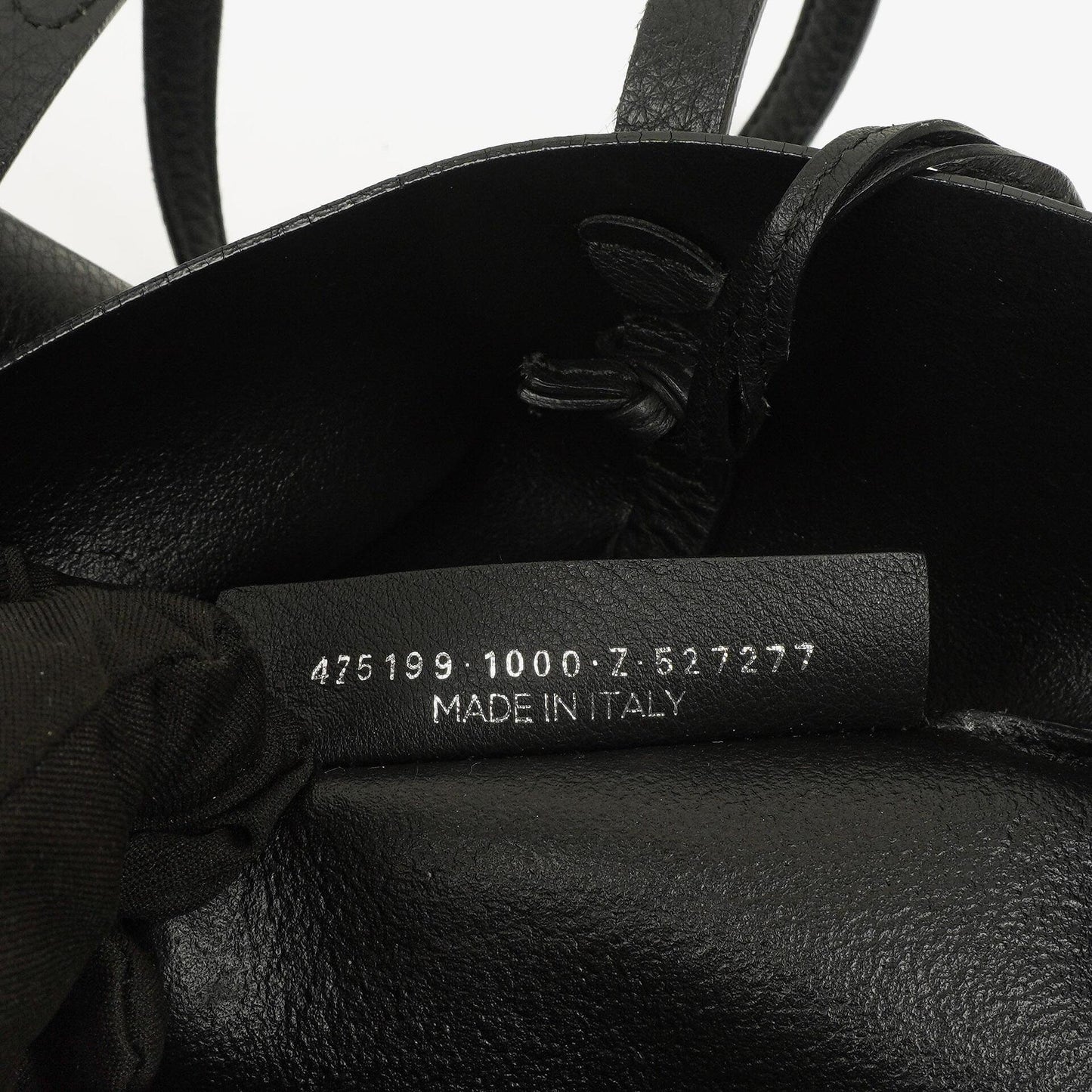 Balenciaga Everyday Tote Medium aus schwarzem genarbtem Kalbsleder