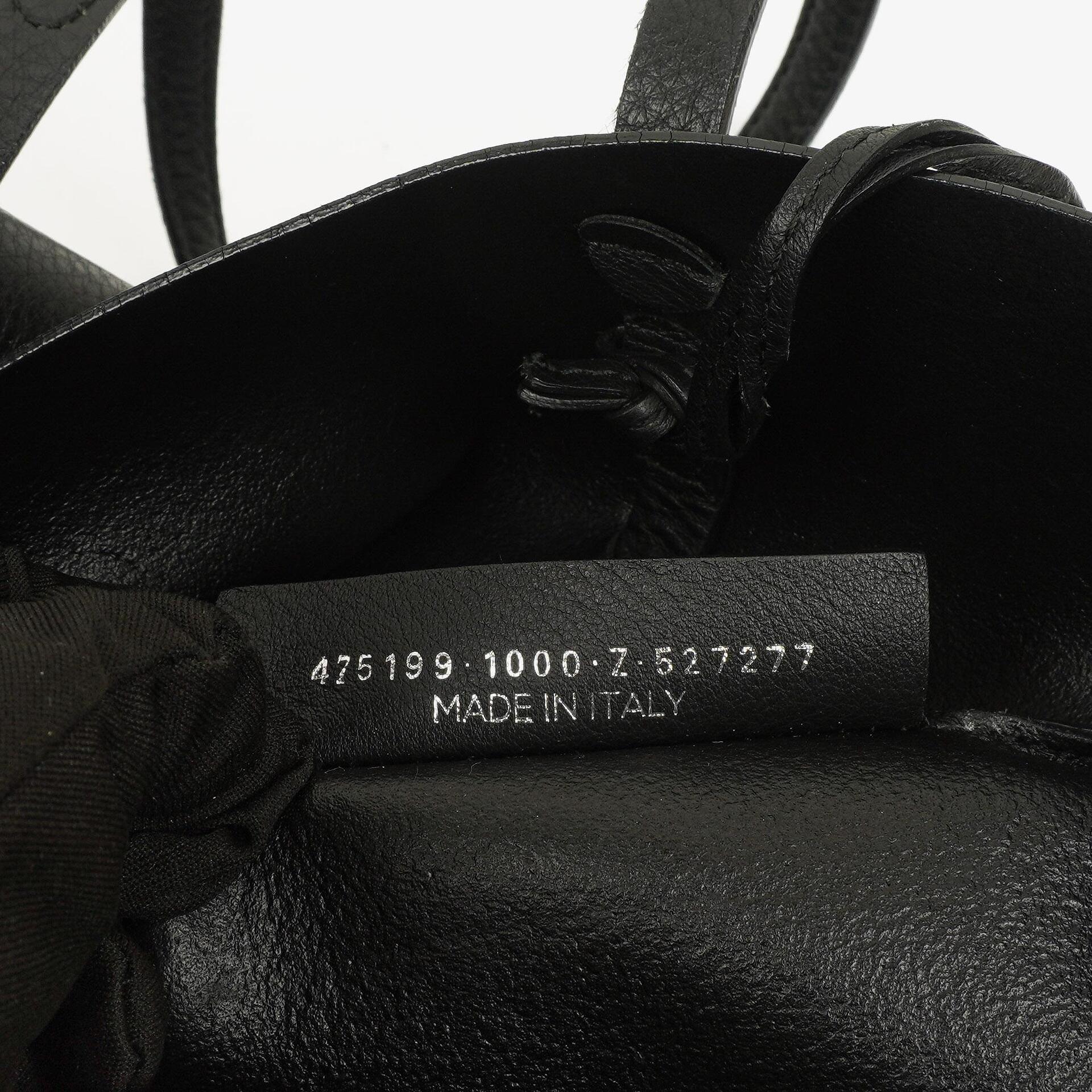 Balenciaga Everyday Tote Medium aus schwarzem genarbtem Kalbsleder