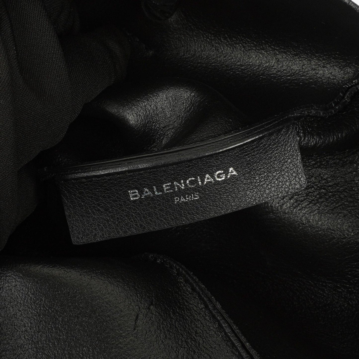 Balenciaga Everyday Tote Medium aus schwarzem genarbtem Kalbsleder