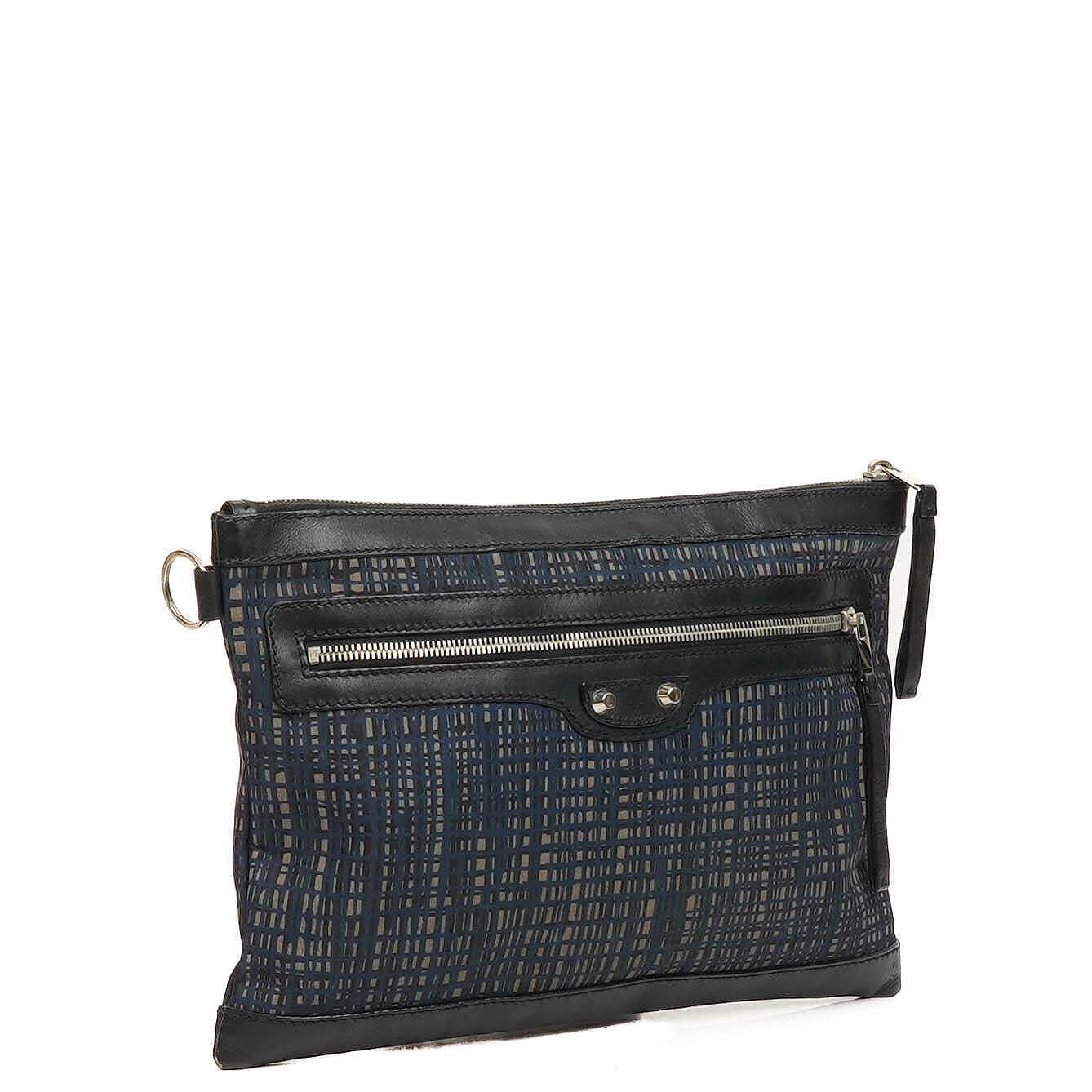 Balenciaga Classic Hardware Clip Clutch aus Leder und Nylon
