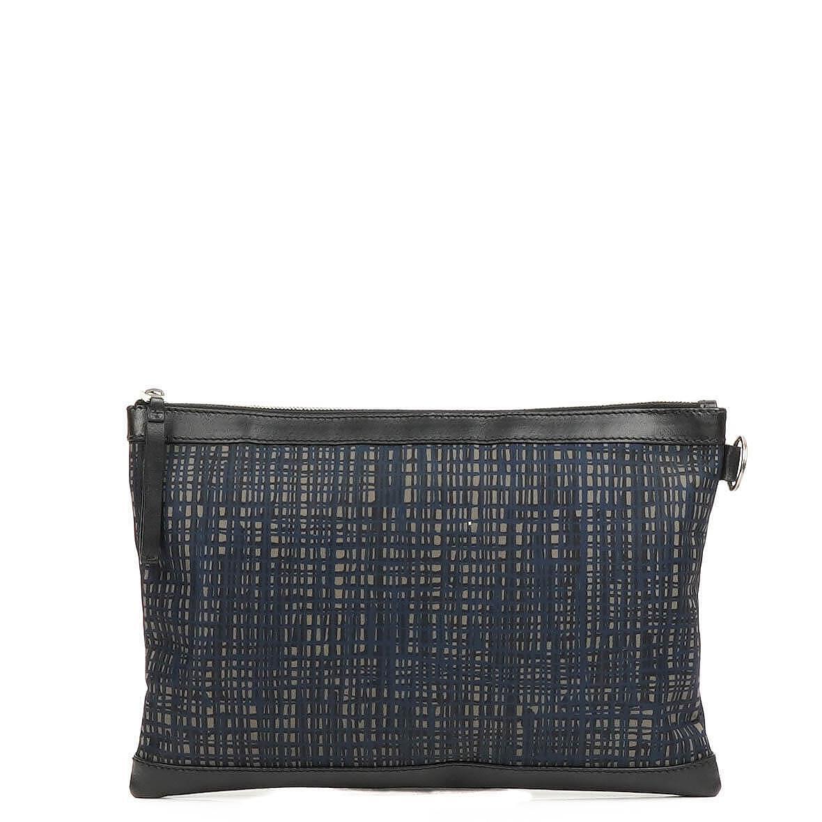 Balenciaga Classic Hardware Clip Clutch aus Leder und Nylon