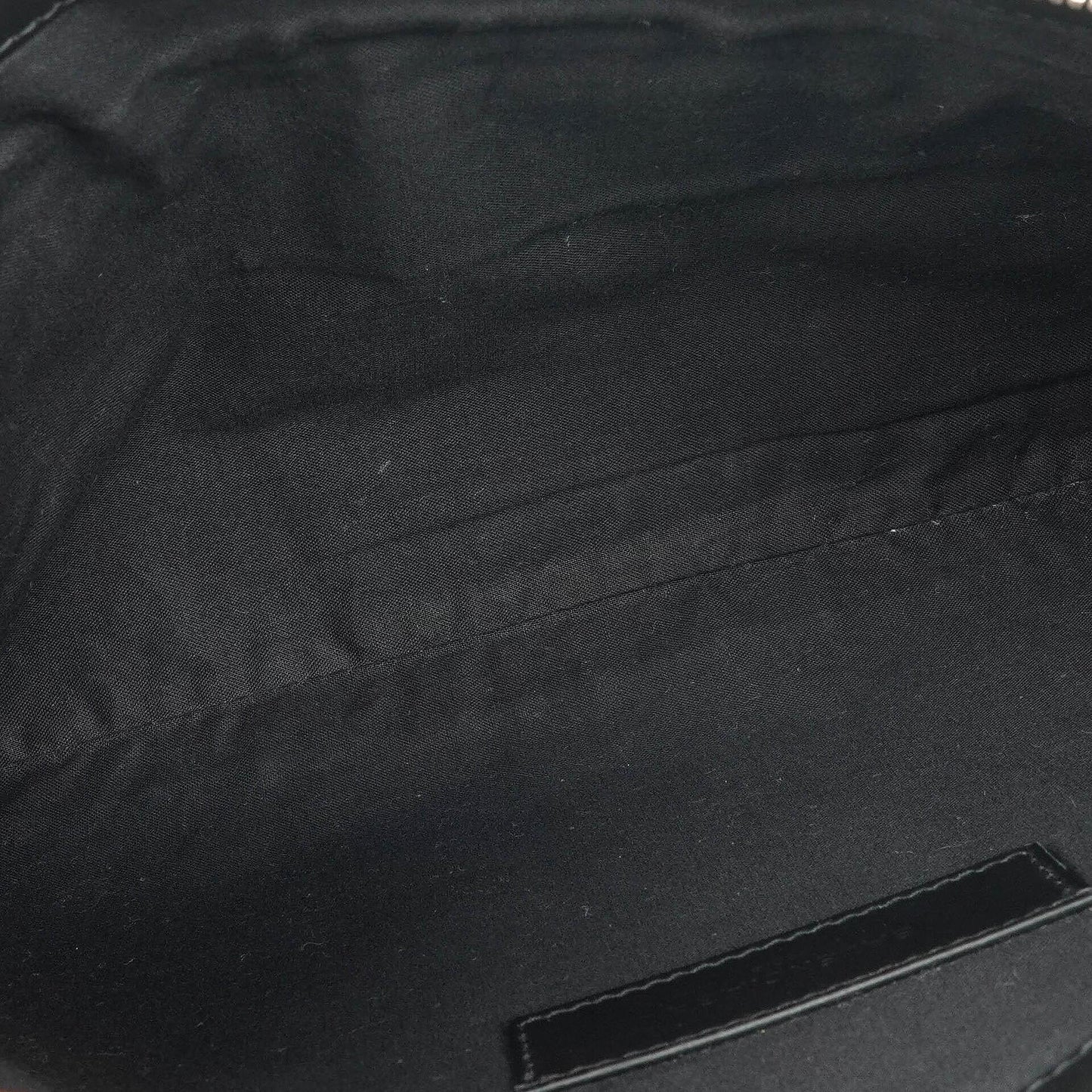 Balenciaga Classic Hardware Clip Clutch aus Leder und Nylon