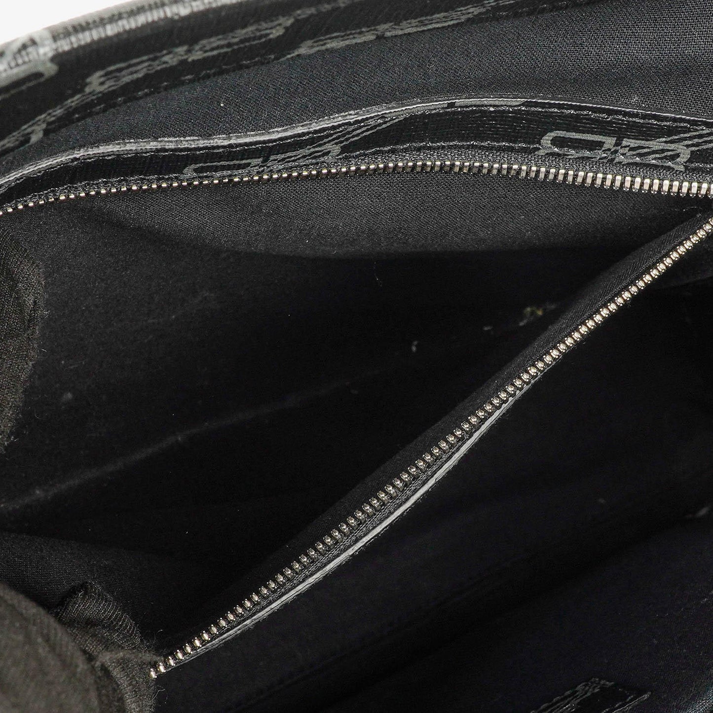 Balenciaga Tote Bag aus beschichtetem Canvas mit BB-Monogramm-Hardware in Schwarz/Weiß