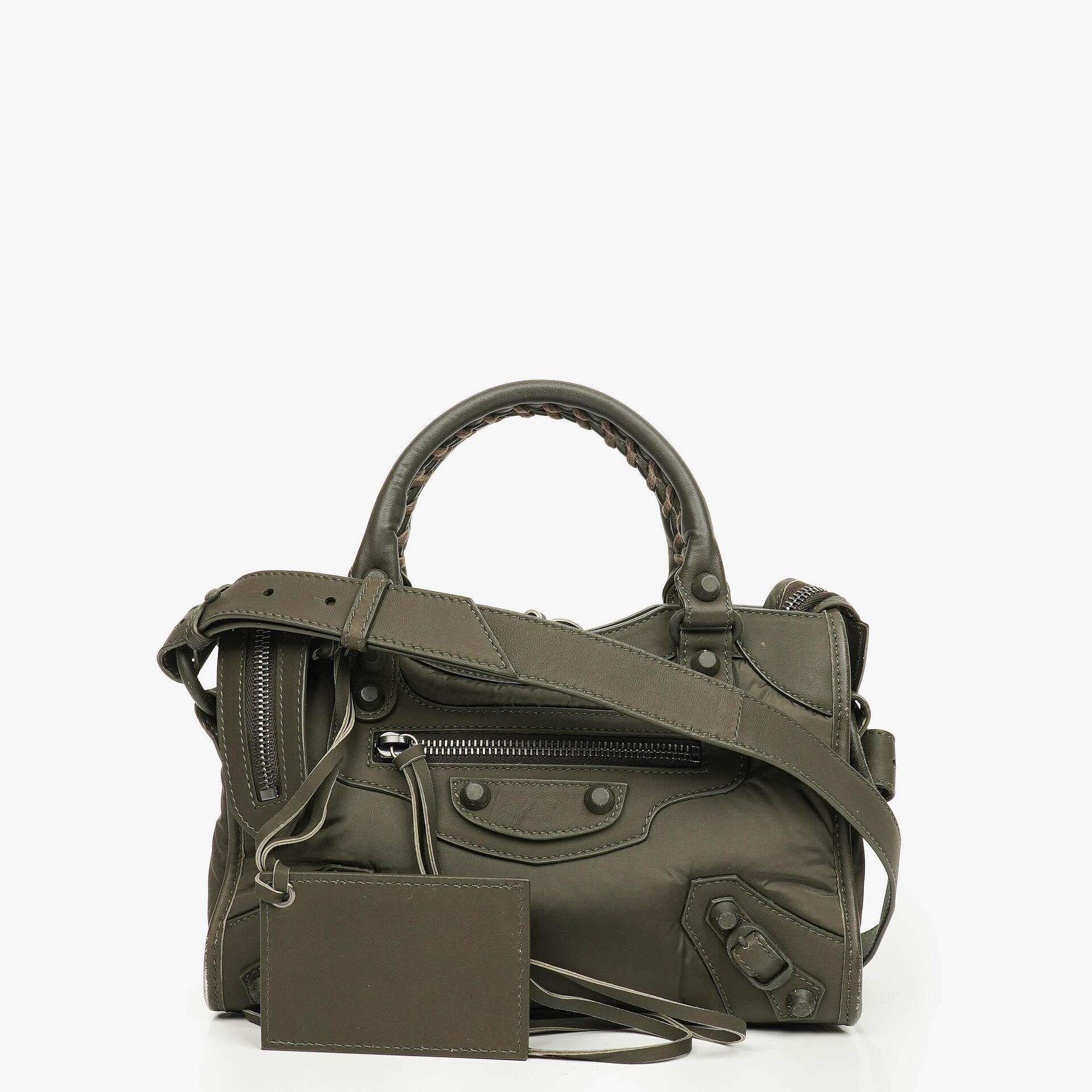 Balenciaga Motocross Classic City Mini Bag aus armygrünem Nylon
