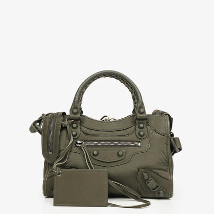 Balenciaga Motocross Classic City Mini Bag aus armygrünem Nylon