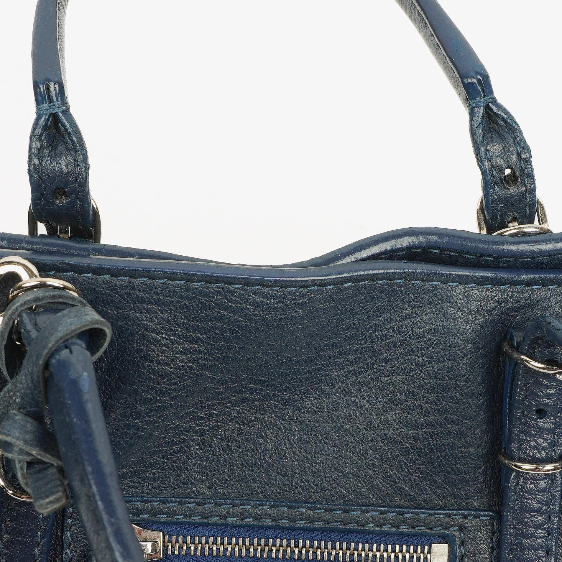 Balenciaga Papier A4 Magnet Tote Bag Small aus Kalbsleder