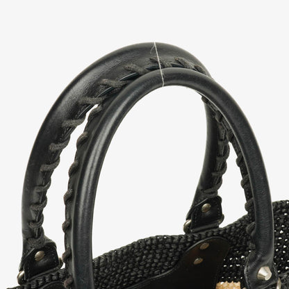 Balenciaga Panier Tote aus geflochtenem Rafia in Natur/Schwarz