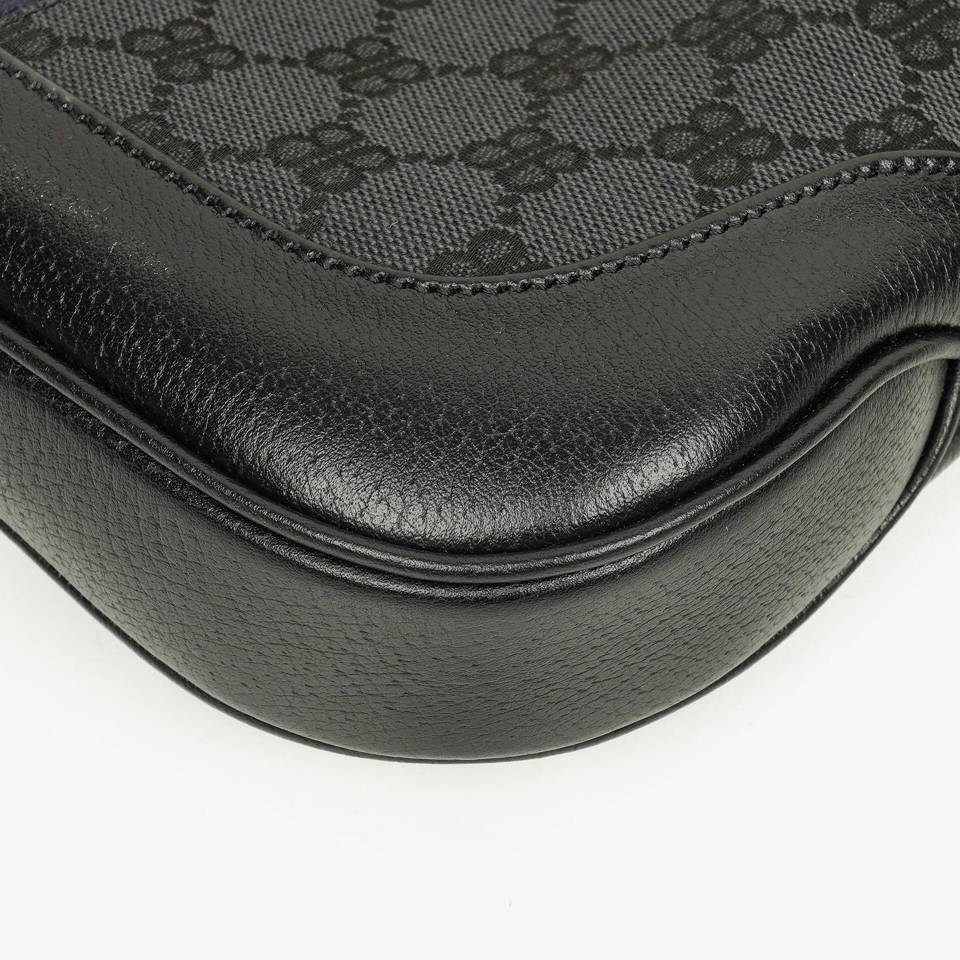 Balenciaga x Gucci The Hacker Project 1961 Small Jackie Tasche in Schwarz/Grau aus Canvas/Leder