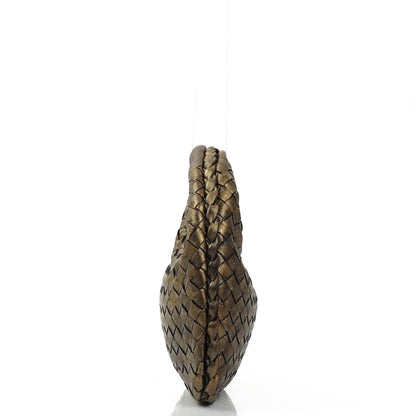 Bottega Veneta Mini Veneta Hobo Tasche aus Nappa Intrecciato in gealtertem Gold