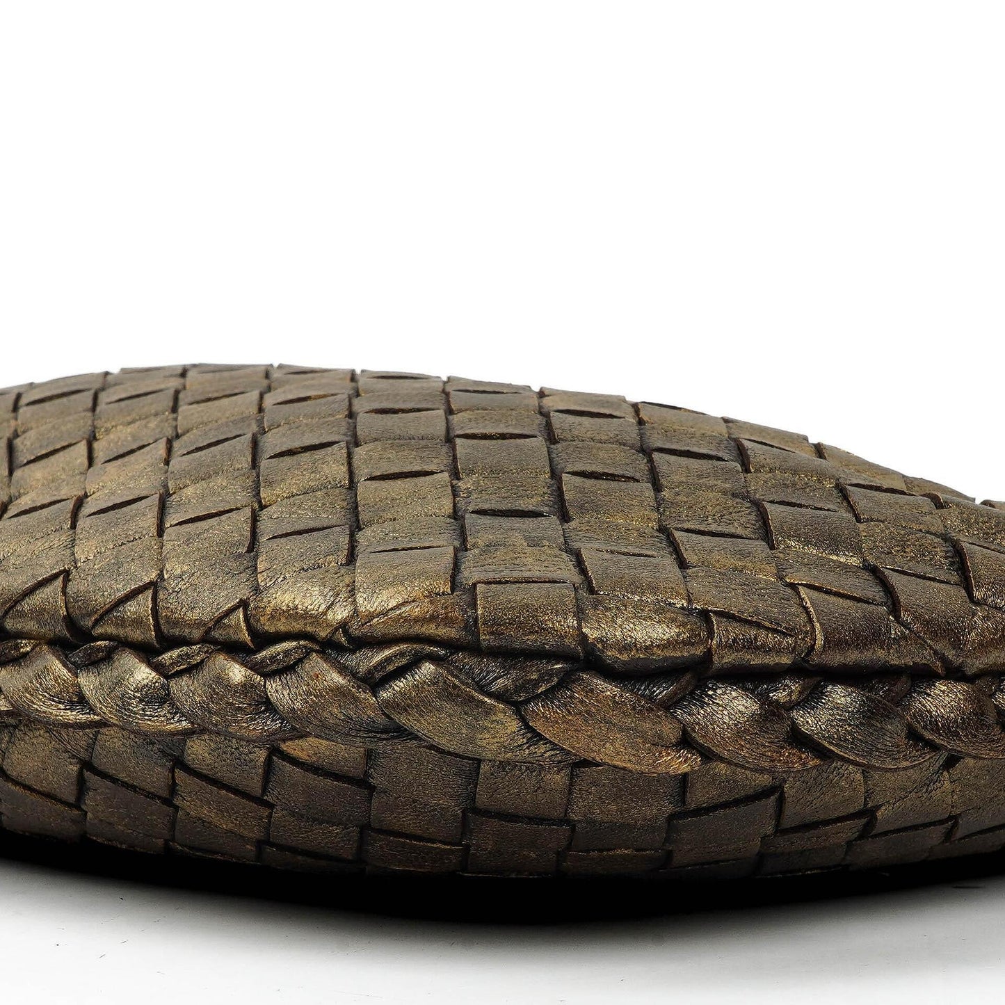 Bottega Veneta Mini Veneta Hobo Tasche aus Nappa Intrecciato in gealtertem Gold