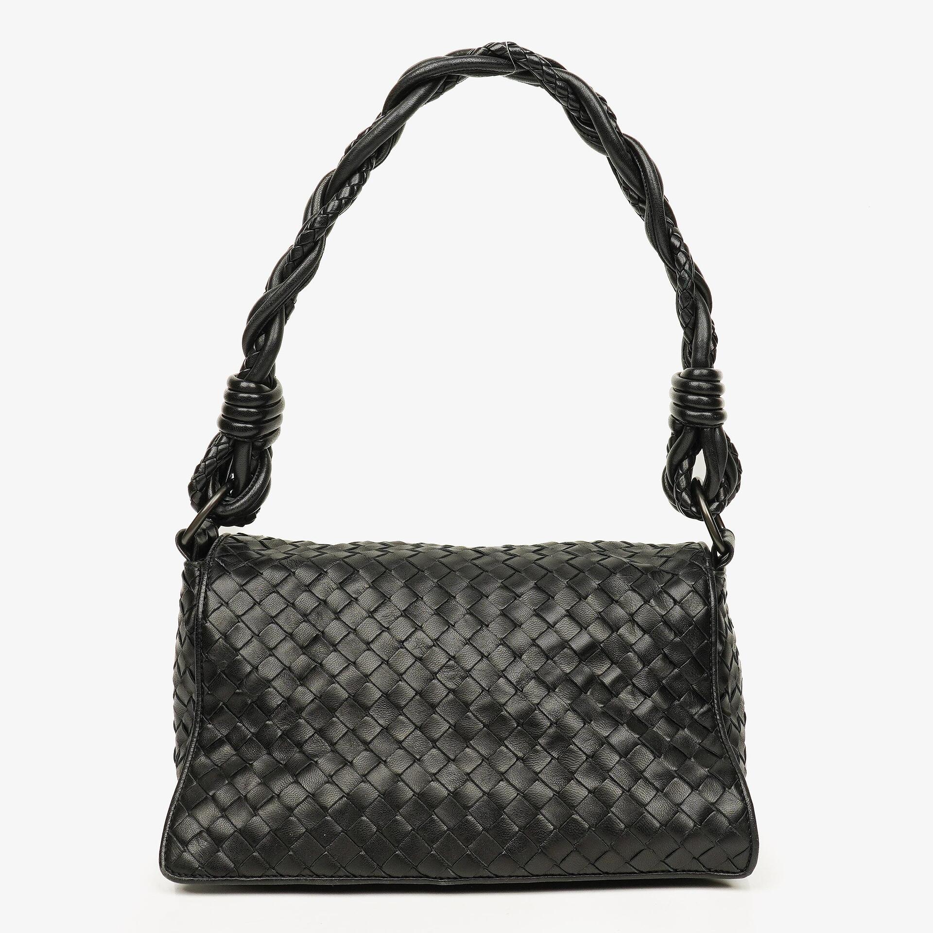 Bottega Veneta Schwarze Intrecciato Leder Geflochtener Griff Klapp-Schultertasche