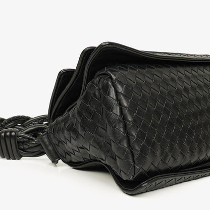 Bottega Veneta Schwarze Intrecciato Leder Geflochtener Griff Klapp-Schultertasche