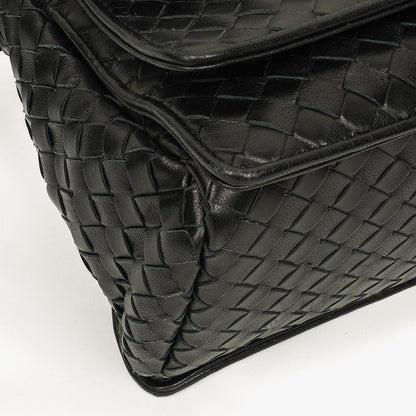 Bottega Veneta Schwarze Intrecciato Leder Geflochtener Griff Klapp-Schultertasche