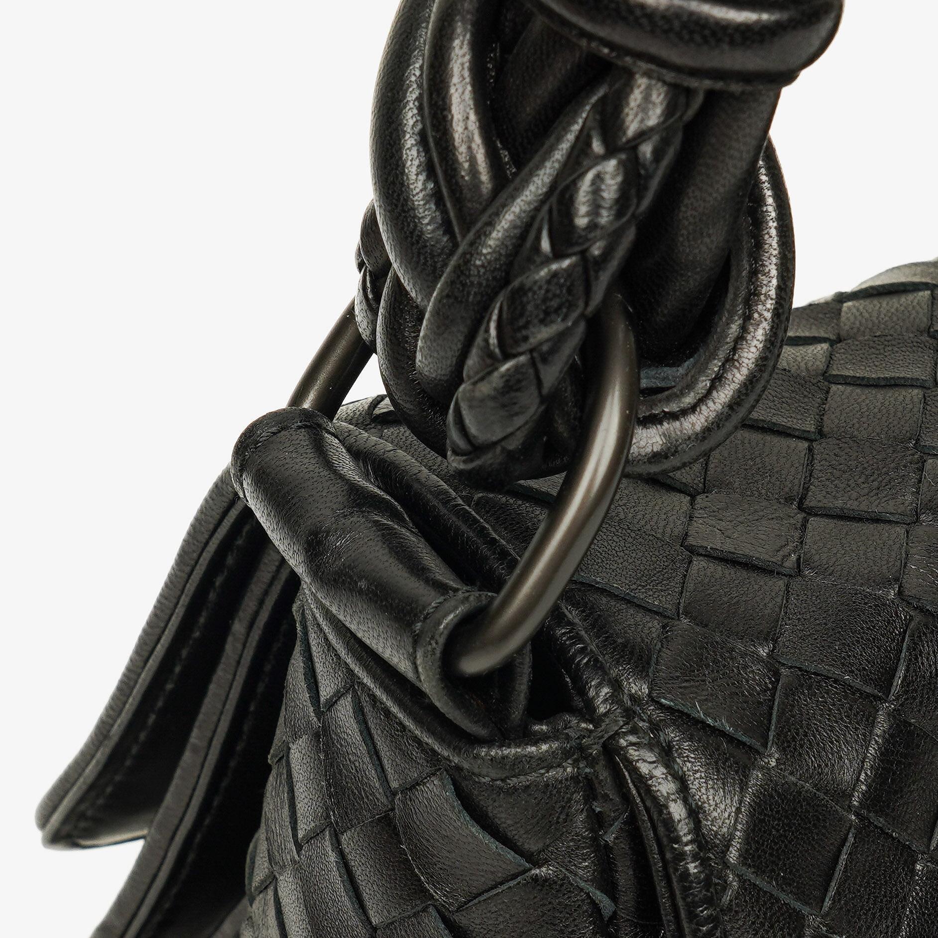 Bottega Veneta Schwarze Intrecciato Leder Geflochtener Griff Klapp-Schultertasche