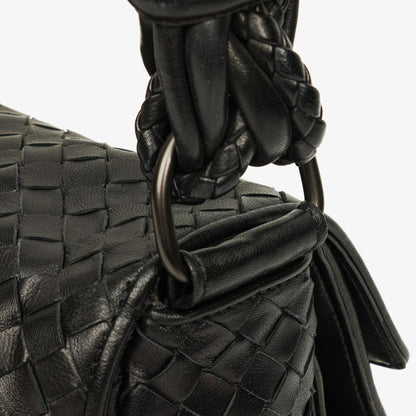 Bottega Veneta Schwarze Intrecciato Leder Geflochtener Griff Klapp-Schultertasche